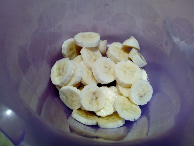 Bananowa babeczka z kubeczka