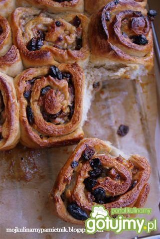 Bananowe drożdżowe spiralne bułeczki