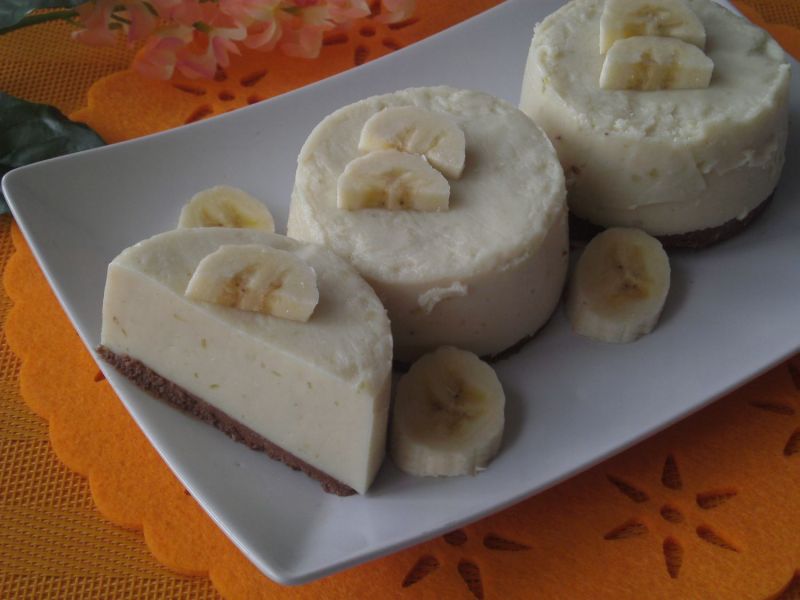 Bananowe mini serniczki na zimno Bananowe mini serniczki na zimno