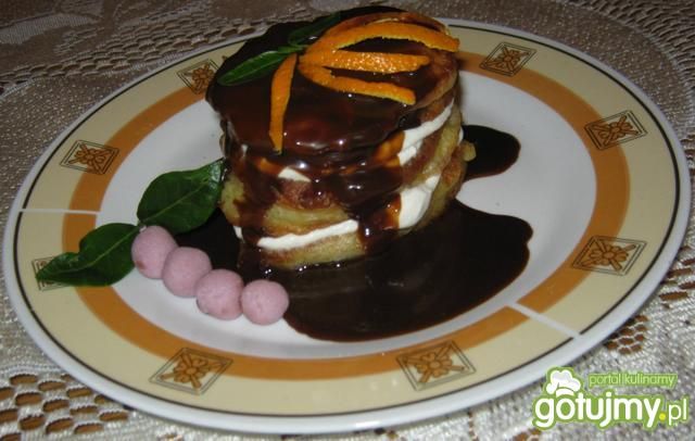 Bananowe placuszki z sosem kawowym