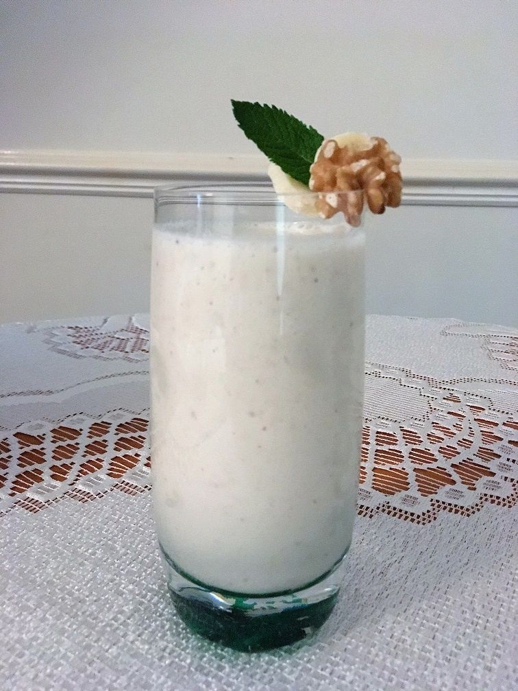Bananowo - orzechowy shake na kefirze