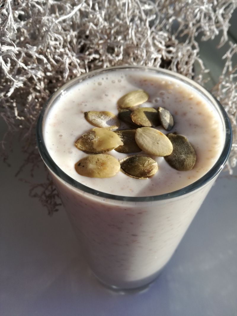 Bananowy koktajl z otrębami pszennymi