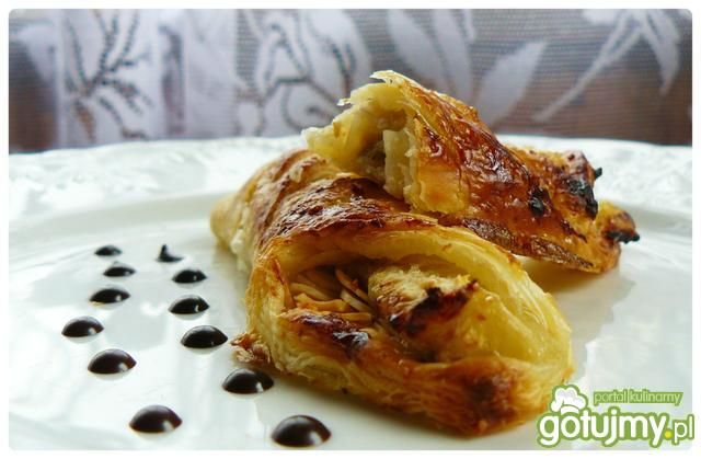 Banany w migdałowych śpiworkach Banany w migdałowych śpiworkach