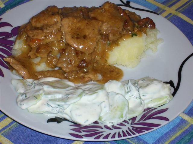 Baranina z szybkowaru z grzybami 