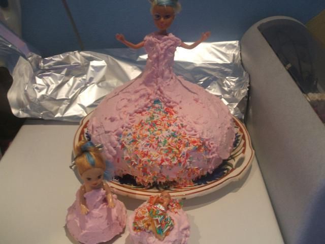 Barbie z dziecmi Barbie z dziecmi