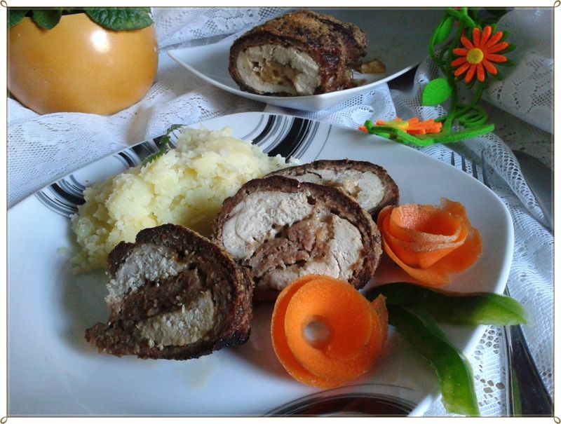 Bardzo mięsna rolada Bardzo mięsna rolada