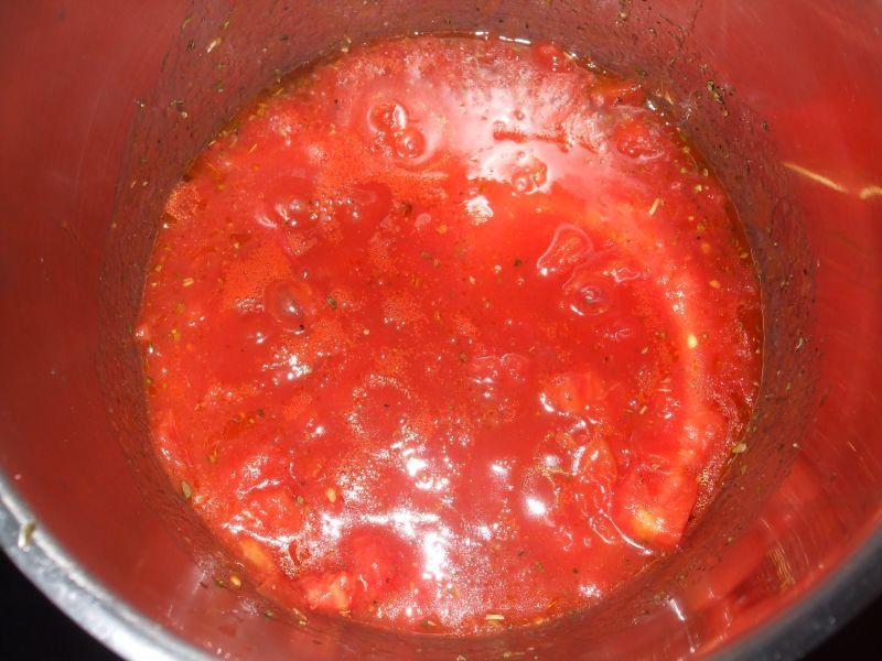 Bardzo pikantny sos pomidorowy