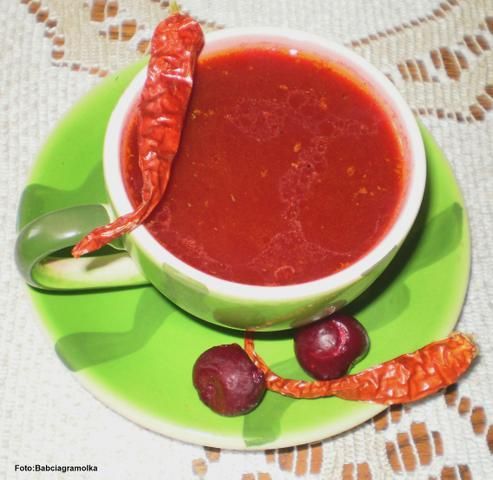 Barszcz czerwony o smaku wiśniowym :