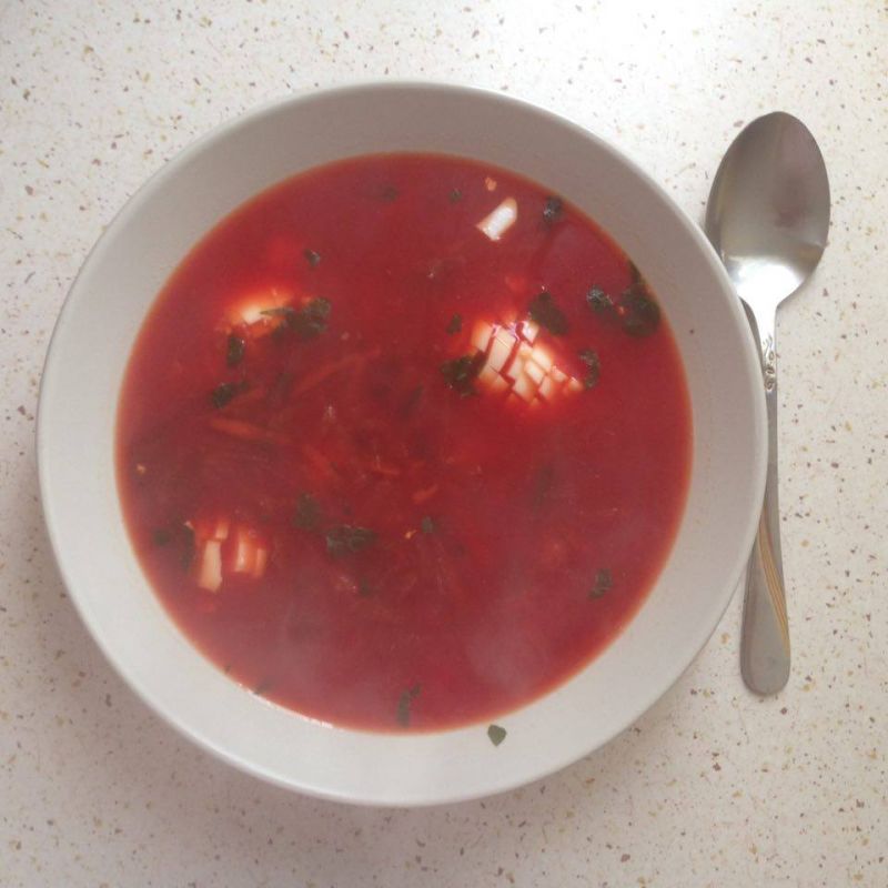 Barszcz czerwony z botwinki  Barszcz czerwony z botwinki