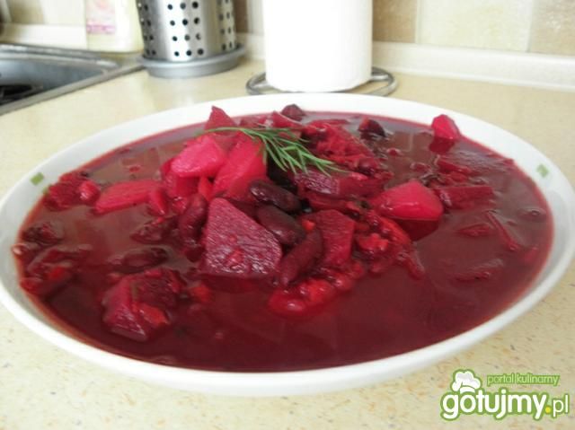 Barszcz na buraczku. Barszcz na buraczku.