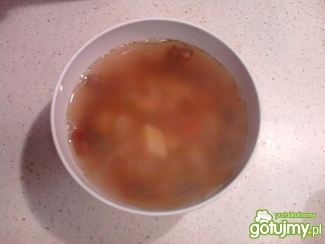 Barszcz na szybko z fasolą Barszcz na szybko z fasolą
