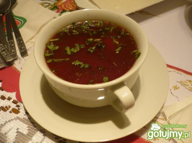 Barszcz na wywarze z rybiej głowy Barszcz na wywarze z rybiej głowy