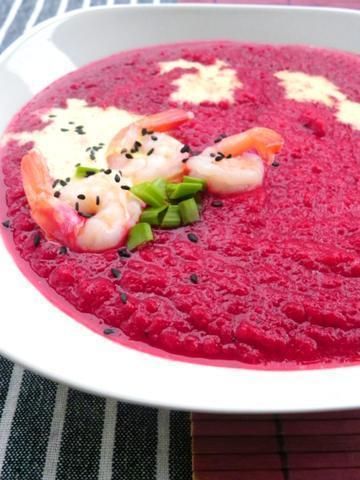 Barszcz puree z mleczkiem kokosowym