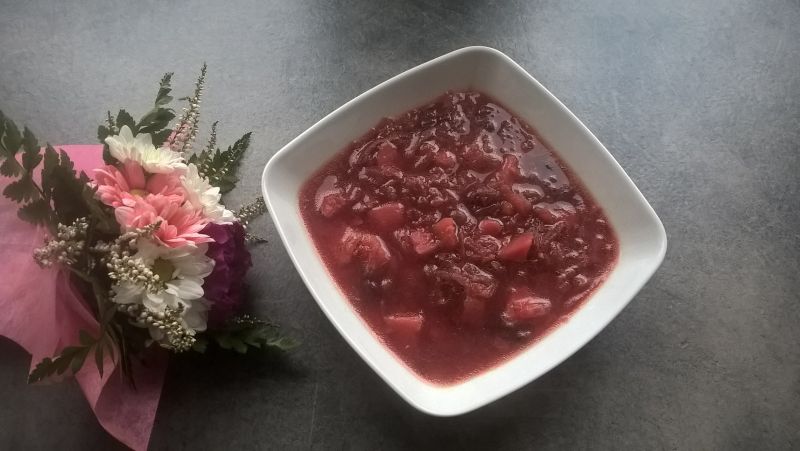 Barszcz ukraiński z czerwoną fasolą