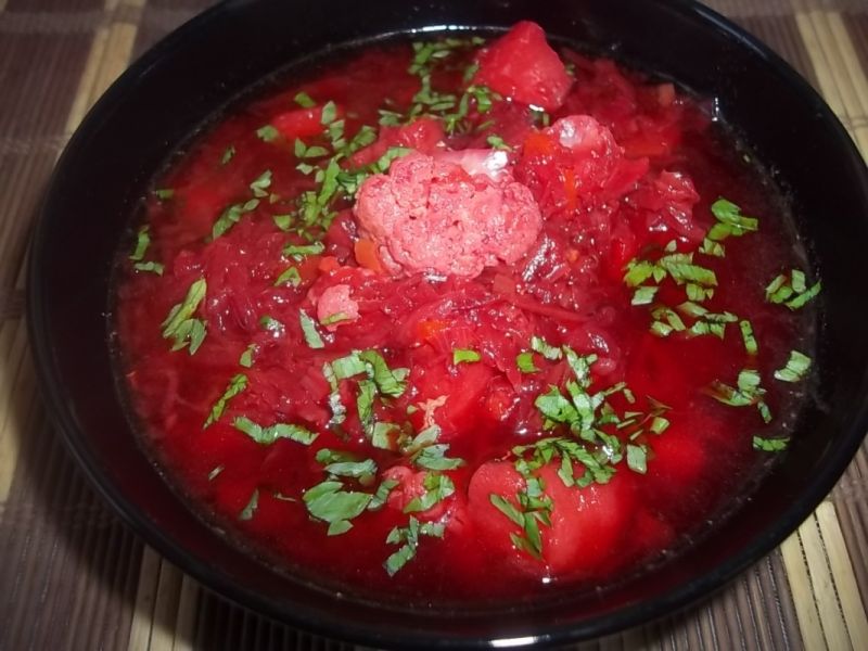 Barszcz z kalafiorem