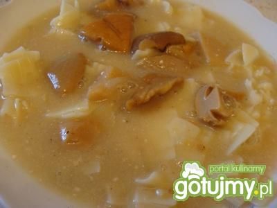 Barszcz z prawdziwków