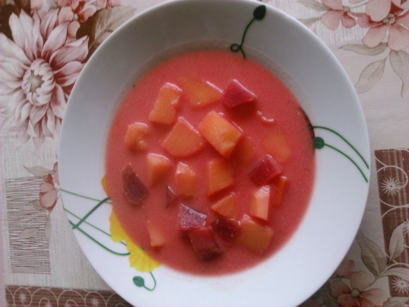 Barszcz z ziemniakami