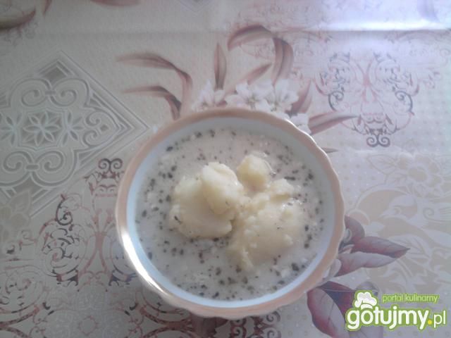 Barszczyk biały z ziemniakami