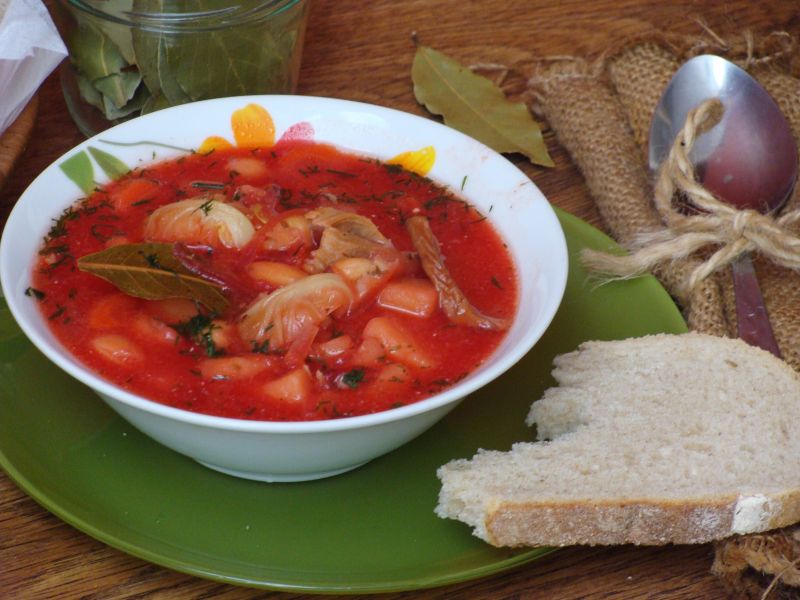 Barszczyk z buraczkami