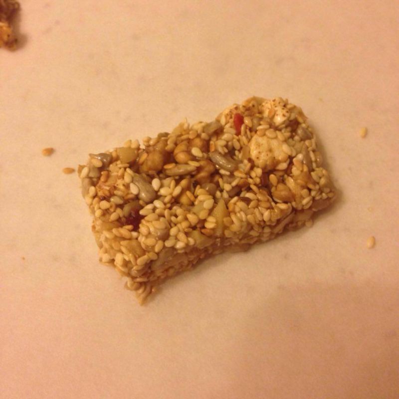 Batonik pełny ziarna