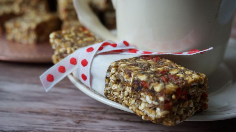 Batoniki muesli z mango  Batoniki muesli z mango