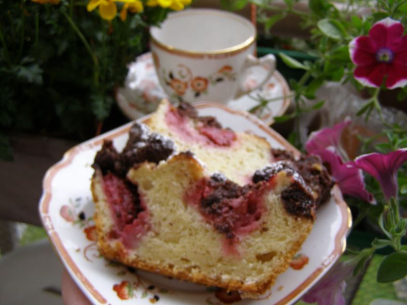 Bez wyrabiania "leniwe" drożdżowe ciasto śliwkowe Bez wyrabiania "leniwe" drożdżowe ciasto śliwkowe