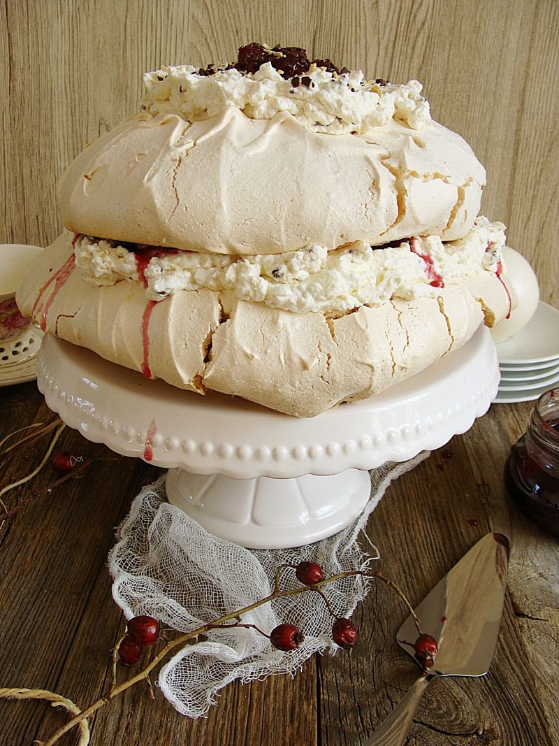 Beza starciatella z wiśniami 