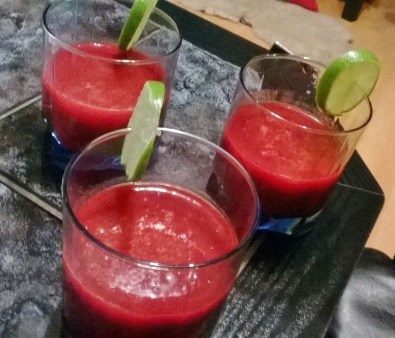 Bezalkoholowa truskawkowa margarita