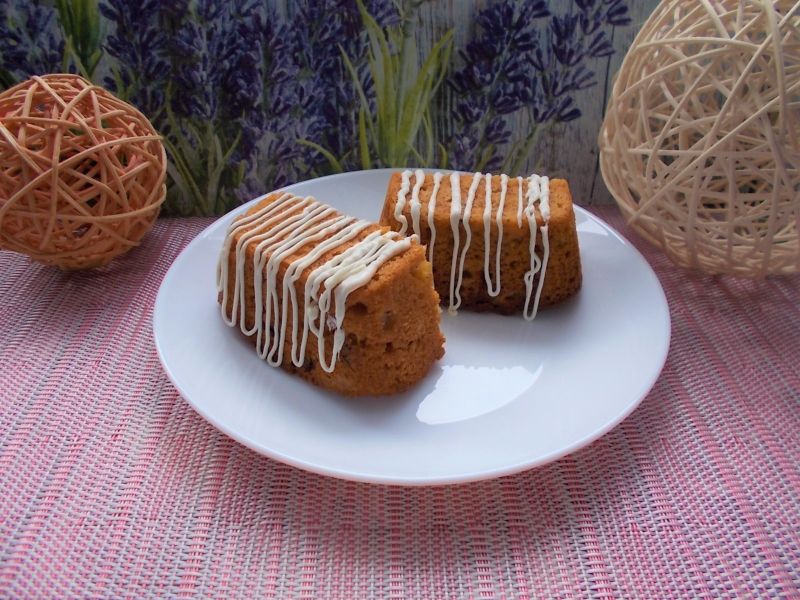 Bezglutenowe babeczki jogurtowo-kokosowe Bezglutenowe babeczki jogurtowo-kokosowe