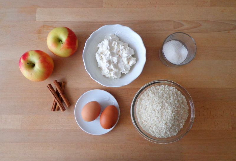 Bezglutenowe ciasto ryżowo-jabłkowe Bezglutenowe ciasto ryżowo-jabłkowe