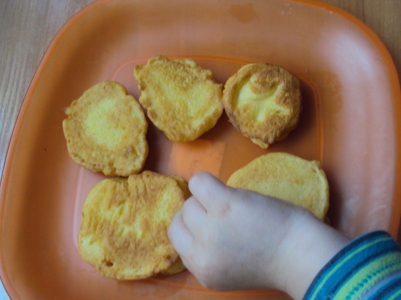 Bezglutenowe placuszki z jabłkiem