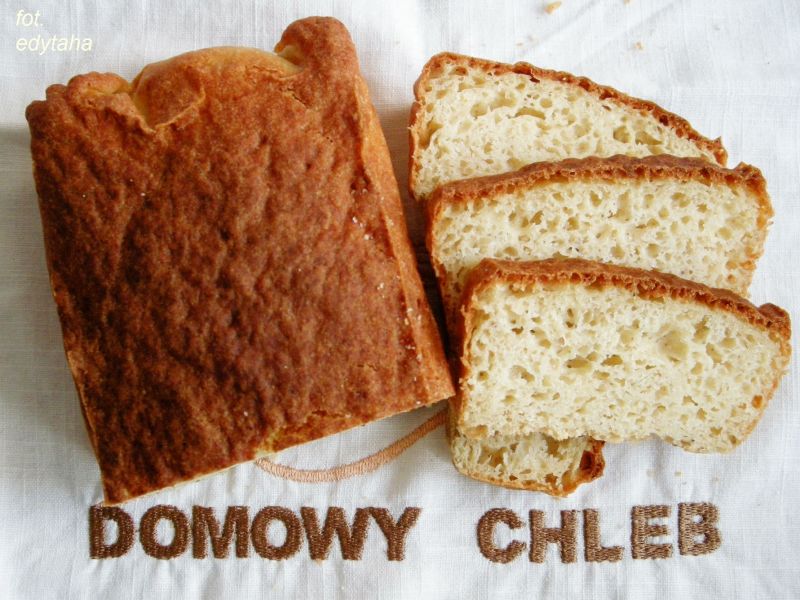 Bezglutenowy chleb ryżowo-ziemniaczany