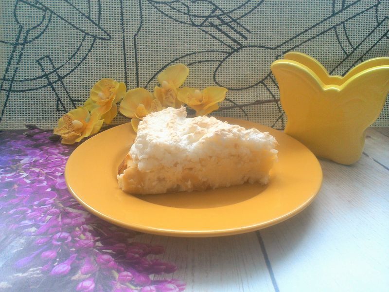 Bezglutenowy sernik z kokosową bezą