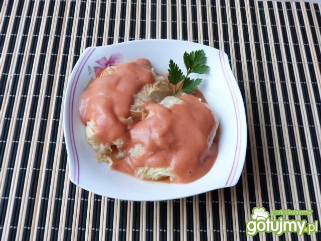 Bezmięsne gołąbki z ryżem i pieczarkami