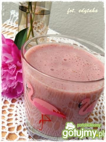 Bezmleczny koktajl truskawkowy Bezmleczny koktajl truskawkowy