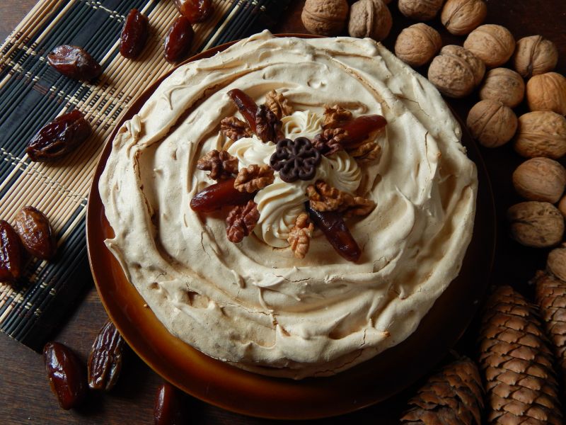 Bezowy tort Dacquoise Bezowy tort Dacquoise