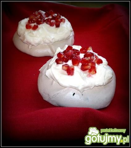 Bezy Czekoladowa Pavlova