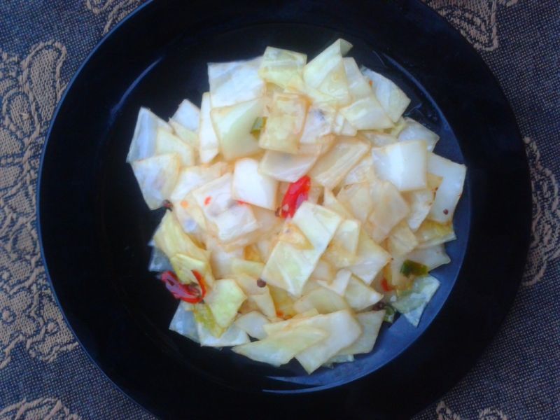 Biała kapusta na ostro  Biała kapusta na ostro