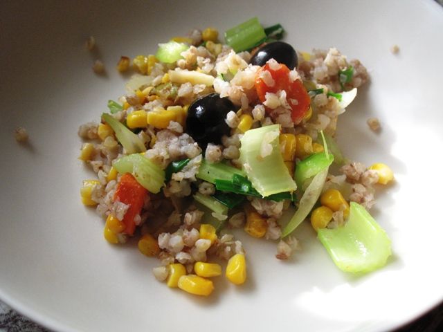 Biała kasza gryczana z warzywami Biała kasza gryczana z warzywami