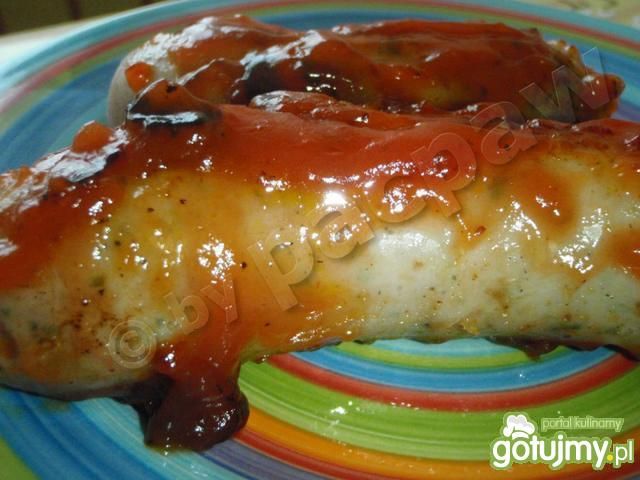 Biała kiełbasa smażona w ketchupie 