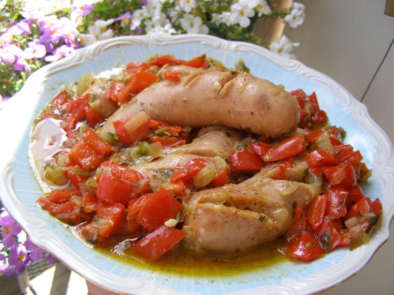 Biała kiełbasa w papryce,cebuli,czosnku