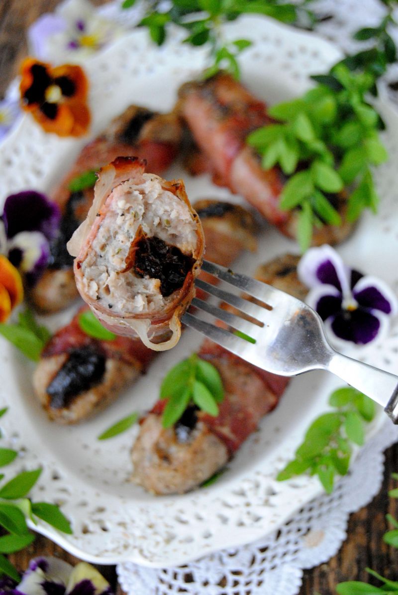 Biała kiełbasa w szynce szwarcwaldzkiej