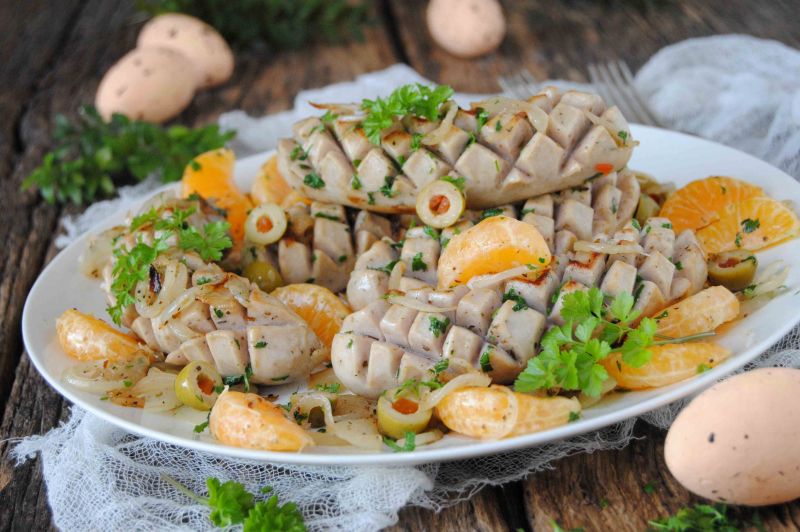 Biała kiełbasa z mandarynkami