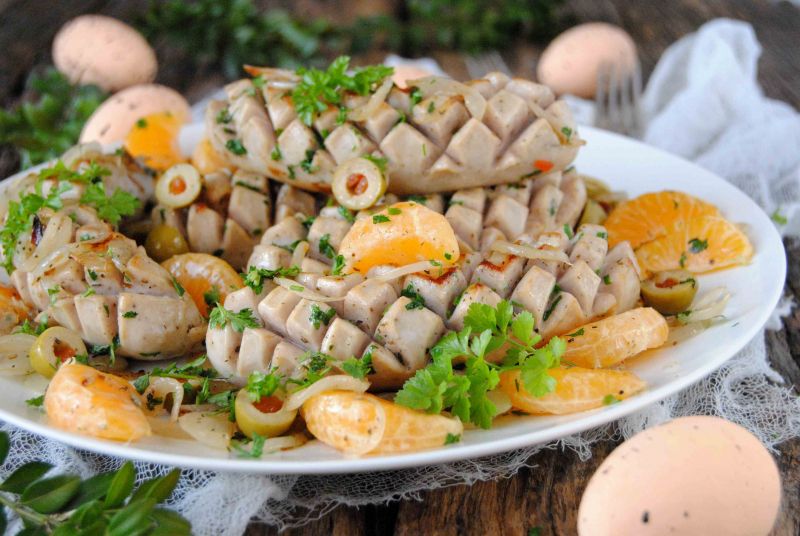 Biała kiełbasa z mandarynkami