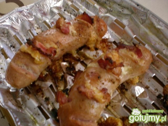 Biała kiełbasa z serem