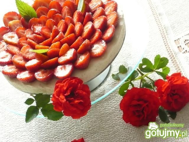 Biało- czerwony sernik na zimno