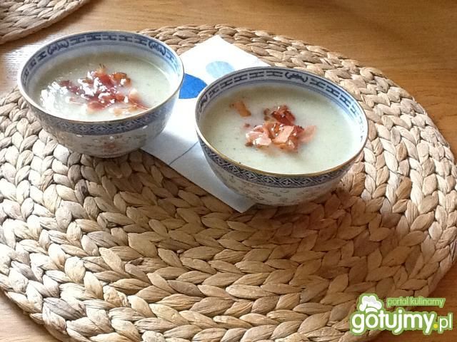 Biały krem 3 Biały krem 3