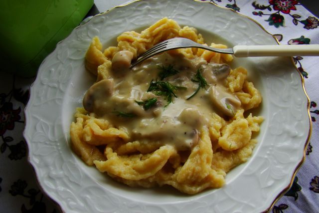 Bieszczadzkie Haluszki z pieczarkami Bieszczadzkie Haluszki z pieczarkami