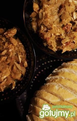 Bigos drobiowy z suszonymi pomidorami