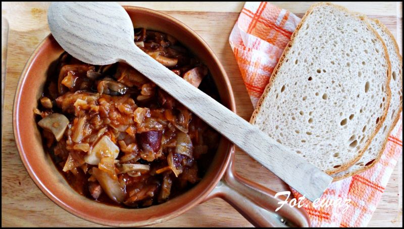 Bigos wieloskładnikowy